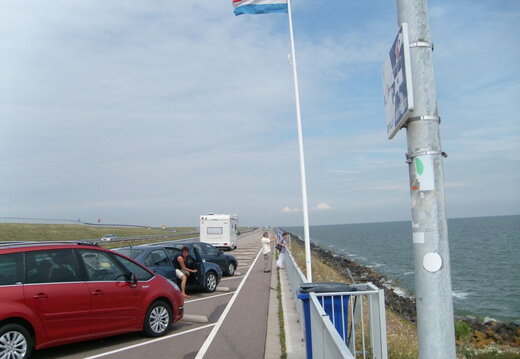 Autobahn quer durch die Nordsee